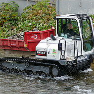 In der Volme: Takeuchi Dumper beseitigt Hochwassersch&auml;den
