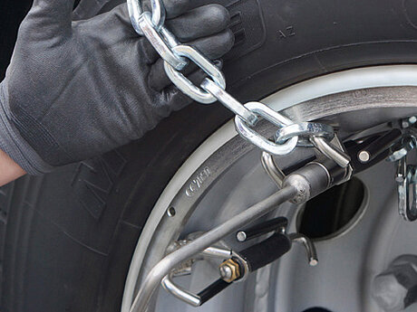 Bester Grip mit der Gleitschutzkette von GRIZZLY SNOW GRIP