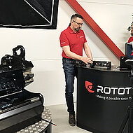 Webinare starten &ndash; Rototilt-Experten informieren Anwender