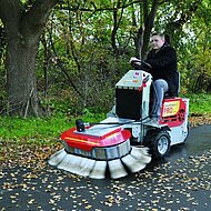 Westermann: neuer Segmentbesen WSB 1400 sorgt f&uuml;r starke Reinigungsergebnisse