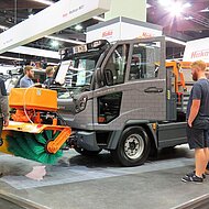 Hako auf der GaLaBau 2018 mit L&ouml;sungen f&uuml;r jede Jahreszeit