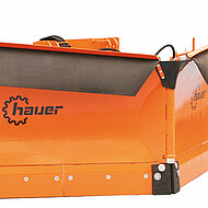 Neuer Varioschneepflug VS-L von Hauer zu sehen auf der Demopark