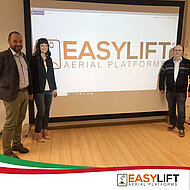 Neu bei Rothlehner: Raupen-Arbeitsb&uuml;hnen von EASYLIFT