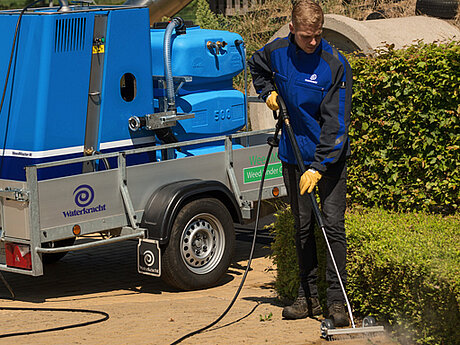 Hei&szlig;wasser trifft auf Elektro: Der neue WeedMaster eM von Waterkracht 