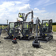Weltpremiere: sechs neue XL Minibagger von Terex