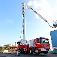 Neue mateco LKW-Arbeitsb&uuml;hne LT 900 K D 