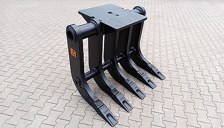 Effiziente Rodungstechnik f&uuml;r schwere Baggerklassen