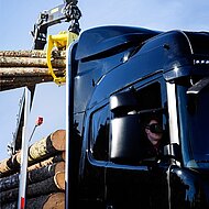 Virtual Reality im Wald: die neue Generation LOGLIFT HiVision von Hiab 