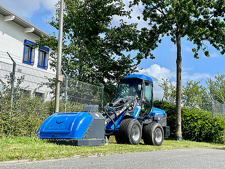 Stadtwerke Schleswig bauen auf Multifunktionslader aus Italien