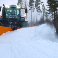Schneepflug VPX400: auf breiter Front abräumen