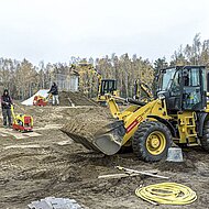 Mietunterst&uuml;tzung von Zeppelin Rental f&uuml;r Bau eines neuen Pumptracks und Skateparks