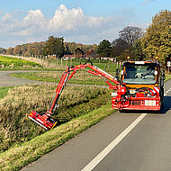 VMS 1200 &Ouml;KO: schonender Umgang mit Pflanzen und Insekten bei der Gr&uuml;nfl&auml;chenpflege