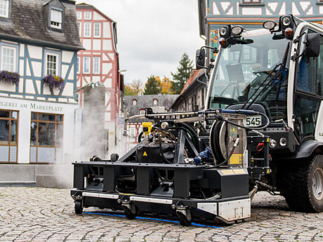 Chemiefreie Wildkrautbek&auml;mpfung: Hohe Fl&auml;chenleistung mit Heatweed-Sensortechnik