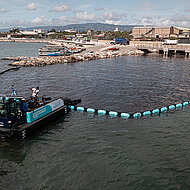 Projekt &bdquo;The Ocean Cleanup&ldquo; &ndash; Beseitigung von Meeresm&uuml;ll mit Maschinen &bdquo;made in Germany&ldquo;