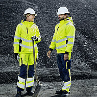 ENGEL Workwear: Mit &bdquo;Safety&ldquo; pr&auml;sentiert sich eine &bdquo;Mann&ldquo;schaft als Team