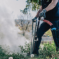 Keckex-Methode entfernt Unkraut ganz ohne Chemie