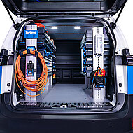 SR5 Reduced to Max: extrem leichtes Fahrzeugregalsystem