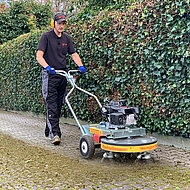 Schneller und länger sauber – Wege und Flächen effektiv reinigen 