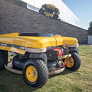 Unter dem Motto &bdquo;M&auml;hprofis f&uuml;r Gro&szlig;fl&auml;chen&ldquo; pr&auml;sentiert Rumsauer leistungsstarke Gro&szlig;fl&auml;chenm&auml;her auf der demopark