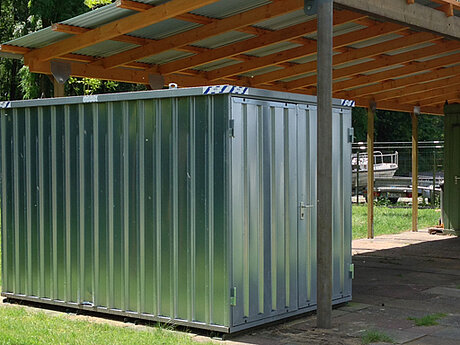 SchnellbauContainer von BOS Best Of Steel: Wo Arbeitssicherheit und Qualit&auml;t Hand in Hand gehen 