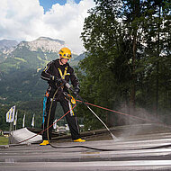 Reinigungsaktion an der Kunsteisbahn K&ouml;nigssee