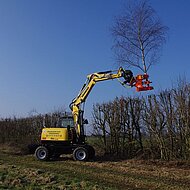 Yanmar B110W als Helfer in der Landschaftspflege