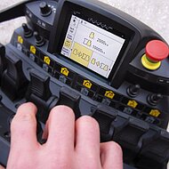 PALFINGER erweitert mit MEXT und WEIGH sein Angebot an Assistenzsystemen 