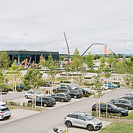 Mehr als Schattenspender: Europas erster Klimabaum-Parkplatz 