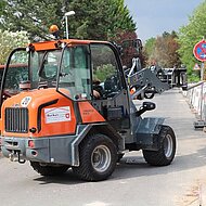 Kiesel: Berkes setzt auf Kompaktradlader von Hitachi und Giant