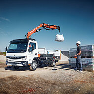 Flexibel einsetzbar: Next Generation eCanter mit Abrollkipper 