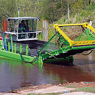 Innovative Neuentwicklung &ndash; Amphibien- M&auml;hsammelboot
