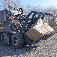 Kompakte Multitalente: Mini-Lader von Worky Quad