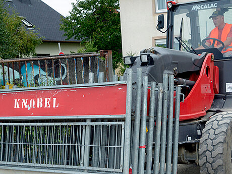 Einsatzbericht: Mecalac Schwenklader als universelle Fahrzeuge