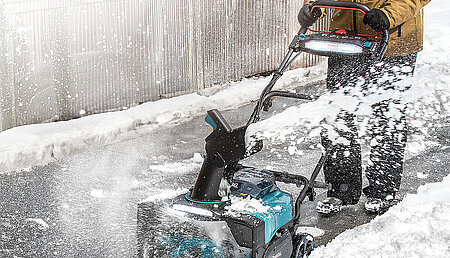 Akku-Schneefr&auml;se SN001G &uuml;berzeugt mit 40-V-Akku-Power