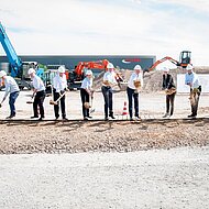 Kiesel Gruppe: Spatenstich markiert Startschuss f&uuml;r Gro&szlig;projekt