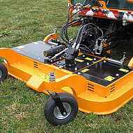 Neu auf demopark: Kalinke-Loipfinger Sichelm&auml;hwerke und Verti Drain Mustang III