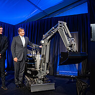 K&ouml;nig Willem-Alexander er&ouml;ffnet neues ELEO-Werk