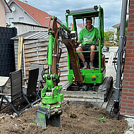 Kompaktbagger EZ17 sorgt mit RotoTop f&uuml;r bedeutende Arbeitserleichterung