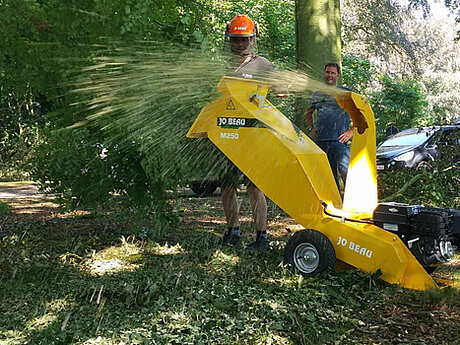 VOGT GmbH: Leistungsstarker JO BEAU-Holzhacker