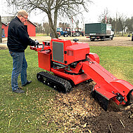 Neue FSI Stubbenfr&auml;se mit Raupenfahrwerk