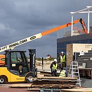 Riwal und Jungheinrich vereinbaren internationale Zusammenarbeit