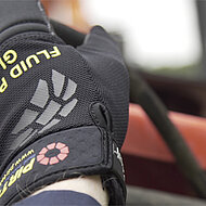 Pirtek entwickelt Sicherheitshandschuh
