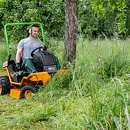 AS 920 ESherpa 2WD: elektrischer Hochgras-Aufsitzm&auml;her mit Wechsel-Akku-System