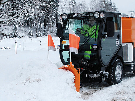 Nilfisk-Egholm mit geballter Kompetenz f&uuml;r die flexible Outdoor-Reinigung auf der GaLaBau 2016