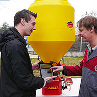 ADLER App &ndash; zeigt Arbeitsmaschinen im Einsatz