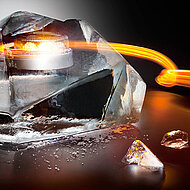 HELLA Warnleuchte K-LED Blizzard sorgt f&uuml;r Sicherheit im Arbeitsalltag  