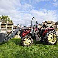 Yanmars YM-Serie setzt bei Kompakttraktoren neue Ma&szlig;st&auml;be