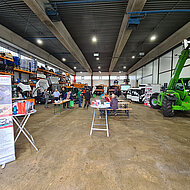 Thome-Bormann pr&auml;sentiert in Kelsterbach leichte Addax-E-Nutzfahrzeuge