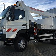 Neue Branchensparte: Stadtwerke Wernigerode erh&auml;lt FUSO mit Hubsteiger