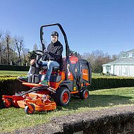 Der neue FC2-221 erg&auml;nzt die Frontm&auml;her-Baureihe